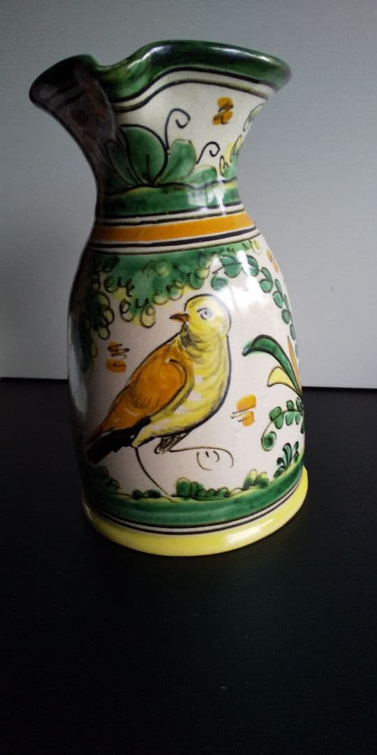 スペインの古い水差し