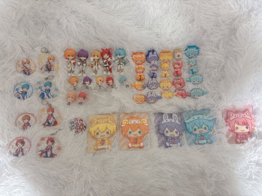 すとぷり　フィギュア　アクキー　手鏡