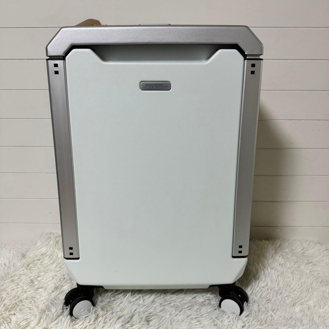 新品未使用✨PHOENX TELA40 キャリーケース　４輪　ホワイト　ビジネス