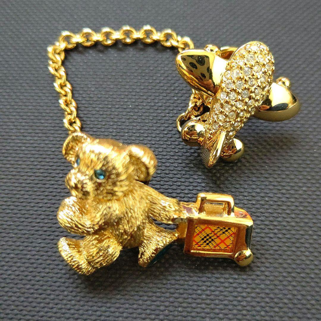 【美品】Burberrys　バーバリー　ベア　飛行機　ピンバッジ