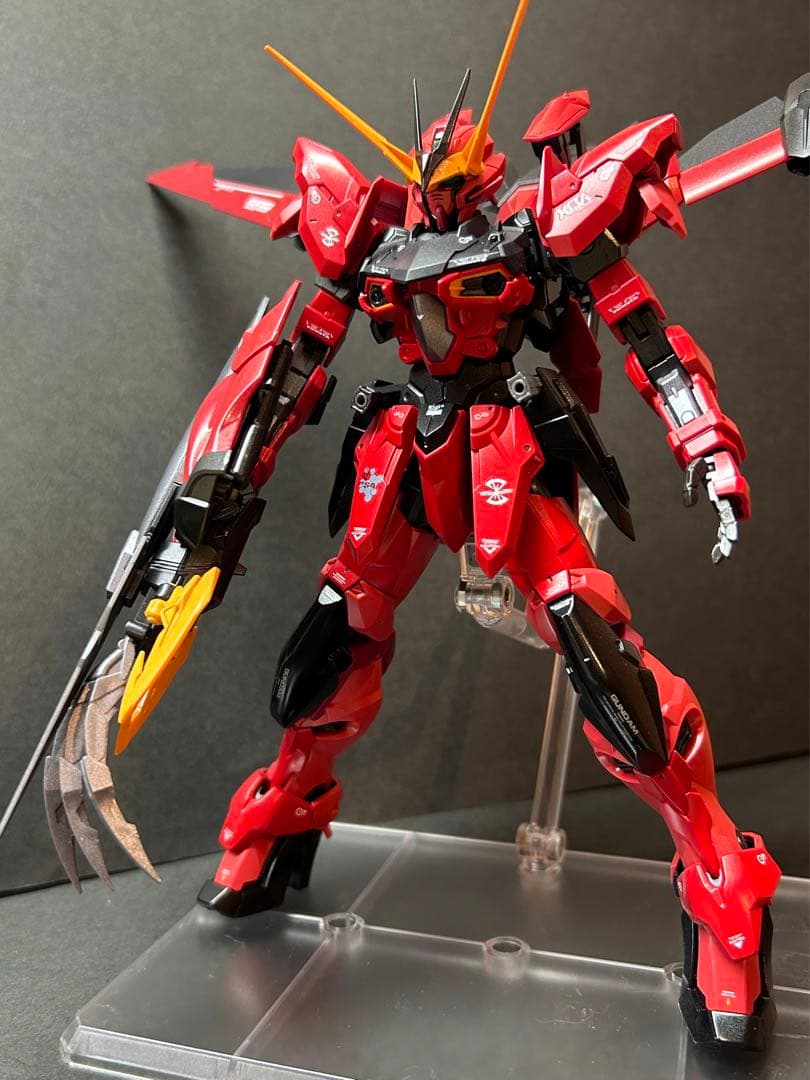MG テスタメントガンダム　完成品　ジョニー・ライデン専用カラー