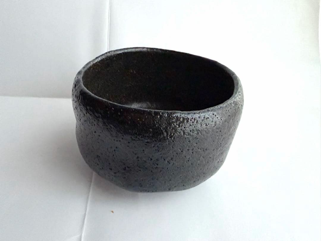 黒楽茶碗　長次郎写　かせ釉 　昭楽造