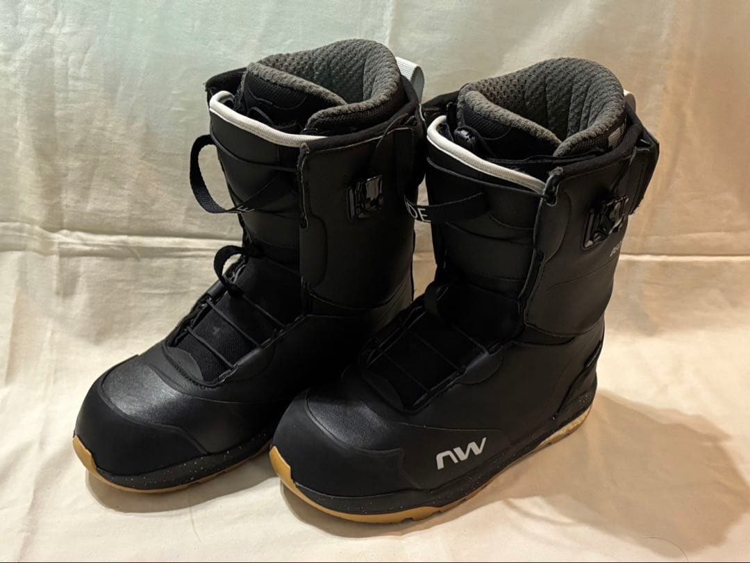 ア*ス様 【 Northwave 】26.5 DECADE SLS スノーボード