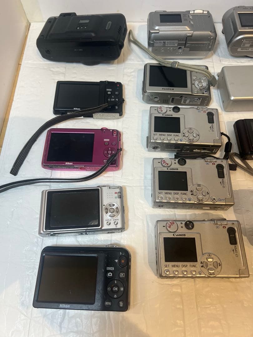 ジャンク品！まとめ売りデジタルカメラ その他 16台 ビデオカメラ2台動作未確認