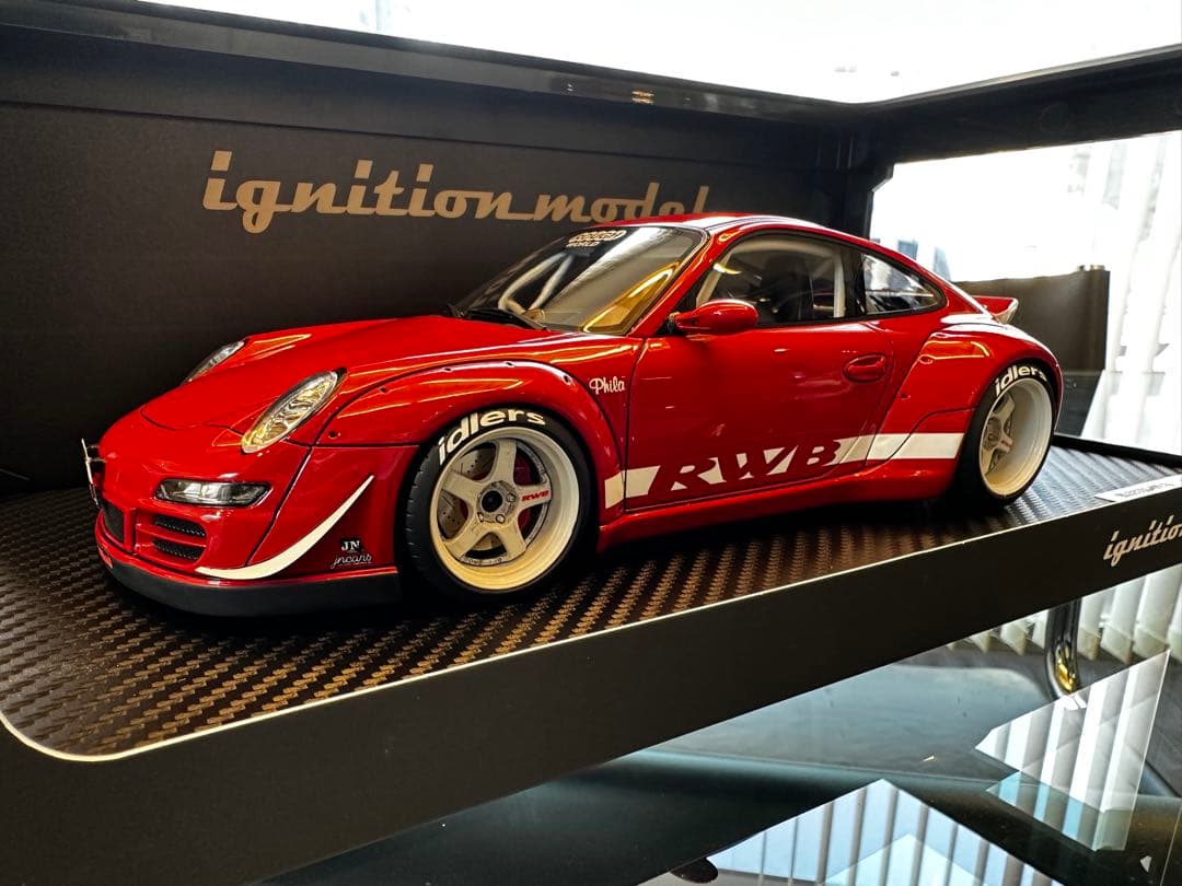 RWB997 ignition model 1/18赤