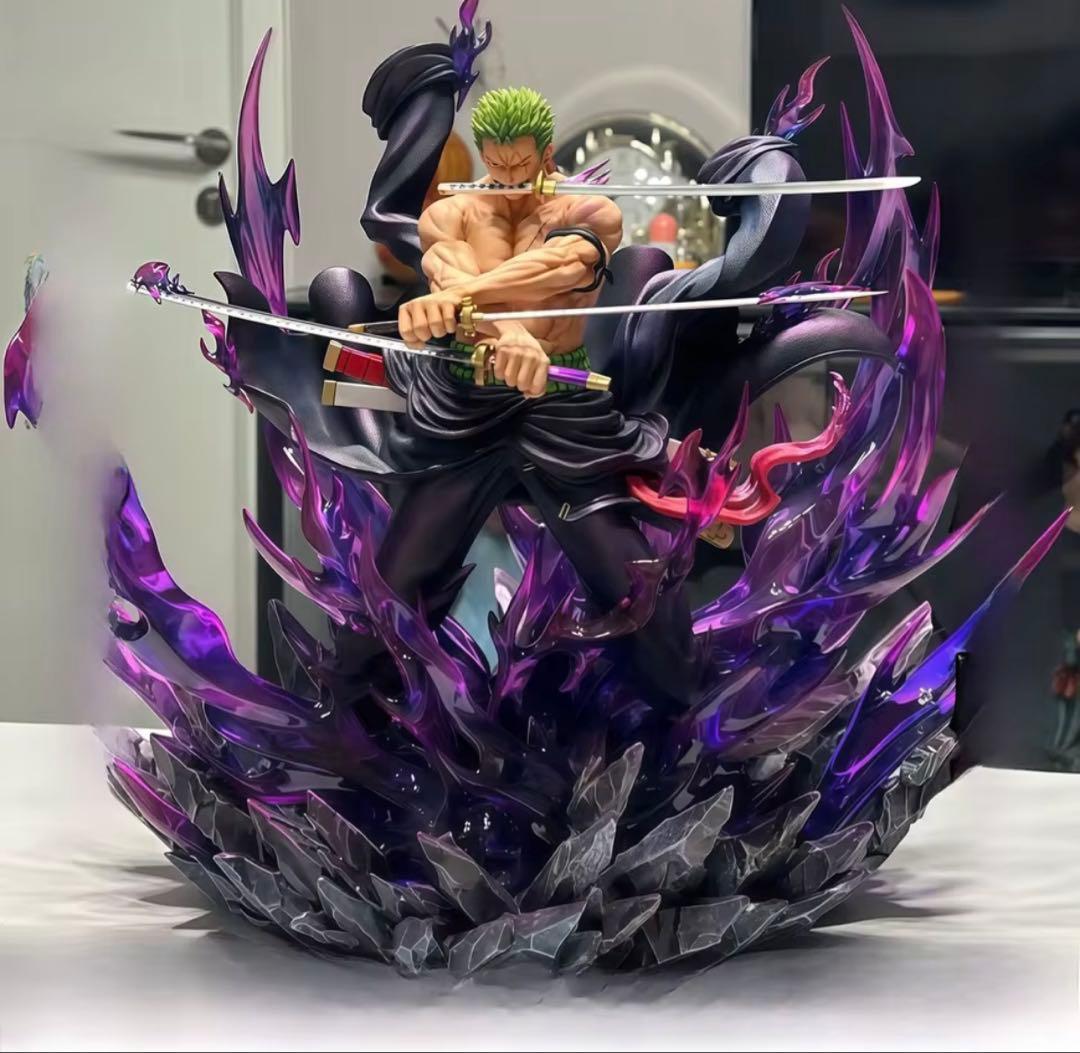 ワンピース　ゾロ　フィギュア