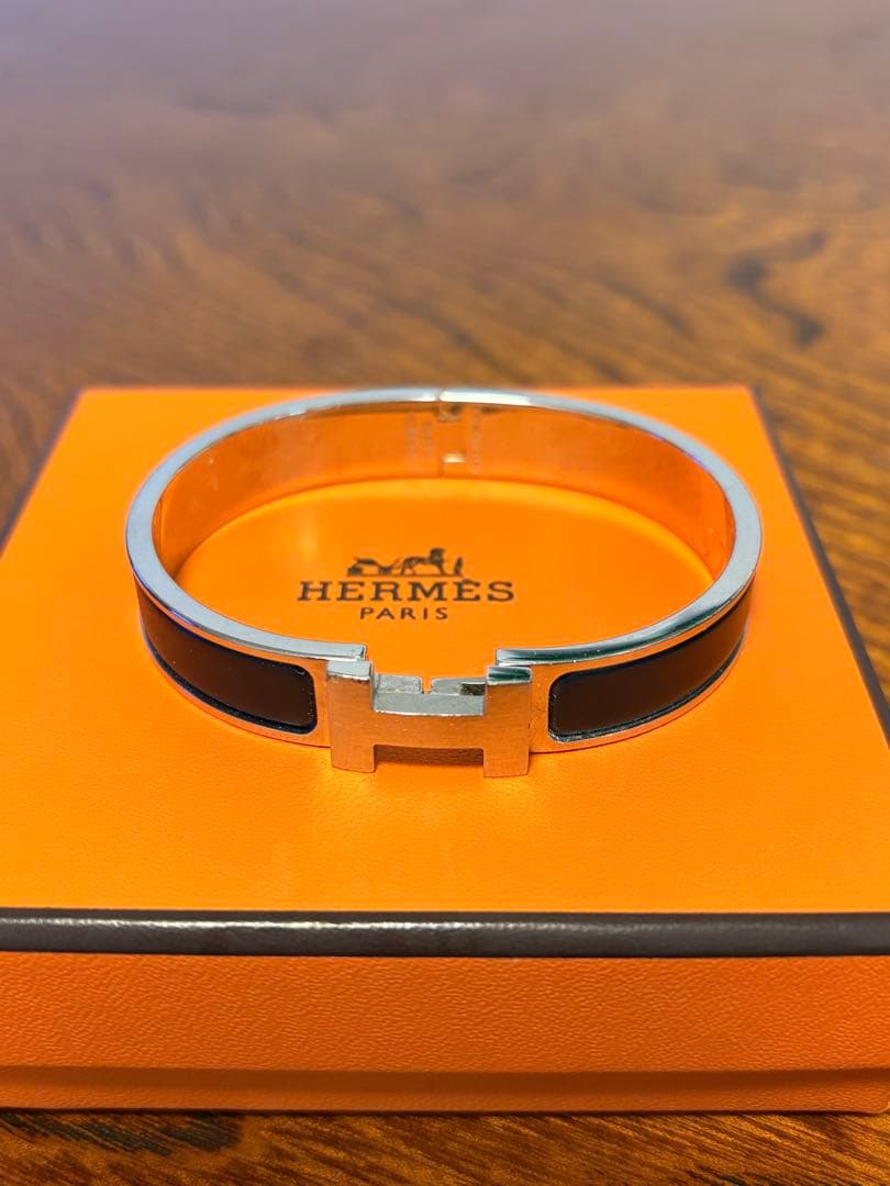 HERMES エナメルブレスレット