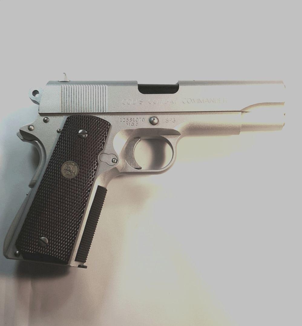 MGC コルトコンバット コマンダー 樹脂製モデルガン マットシルバー