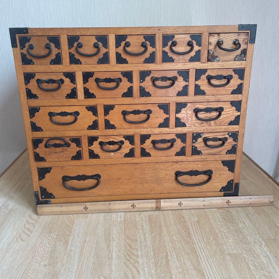 木製 中型チェスト 伝統的な和風デザイン 百味箪笥 骨董品薬箪笥 アンティーク