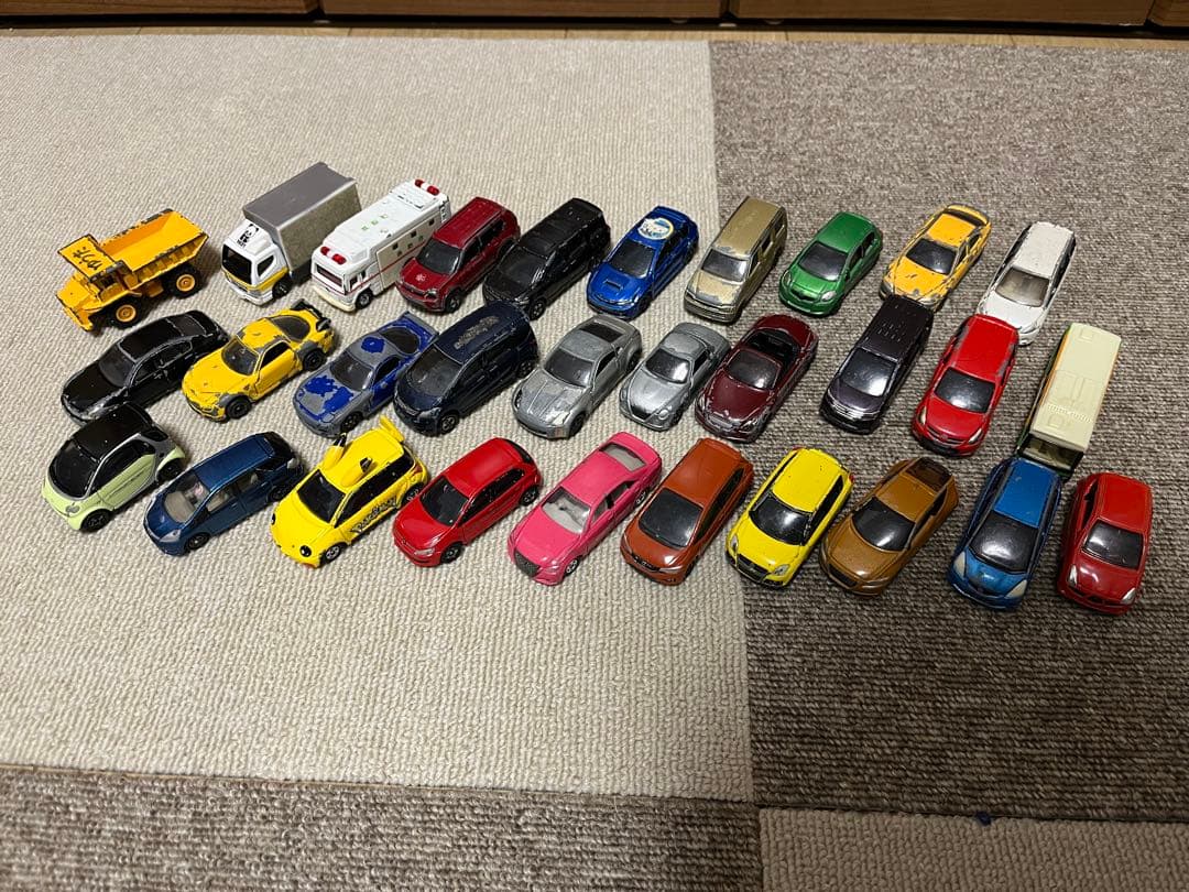 トミカ　にぎやかドライブ　コンボイ　キャリアカー　収納ケース　まとめ売り