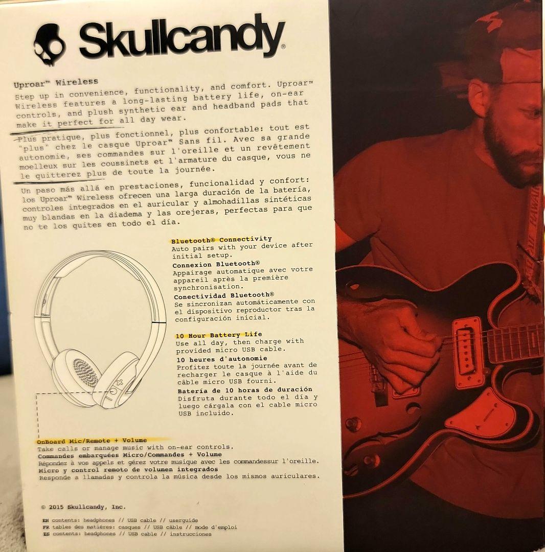 新品Skullcandy Uproar オンイヤー型ワイヤレスヘッドホン　レッド