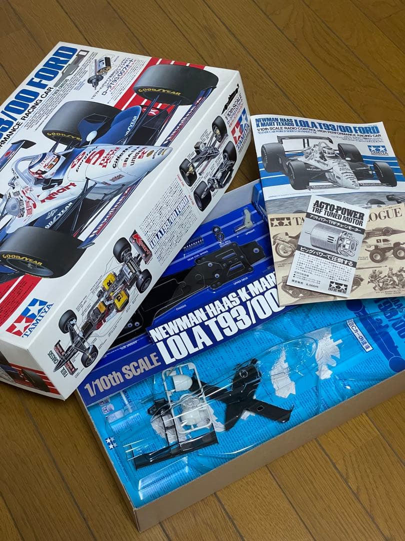 タミヤ 1/10 ラジオコントロール ローラ T93/00 フォード 新品未使用