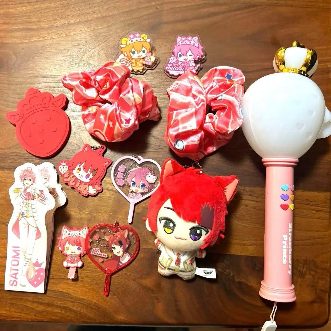 ストプリ莉犬、さとみグッズ