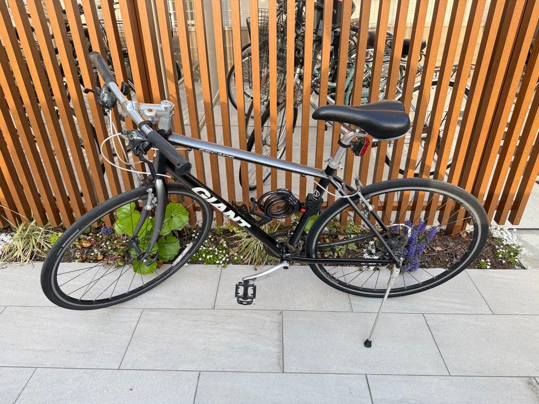 GIANT クロスバイクEscape R3