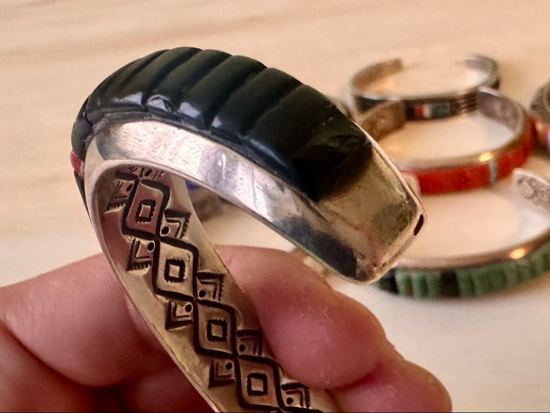 Ray Adakai レイアダカイ オニキス インレイバングル ナバホ