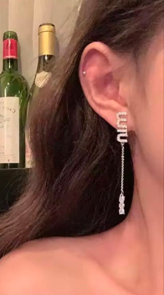 クリスタル装飾 シルバー ロングピアス