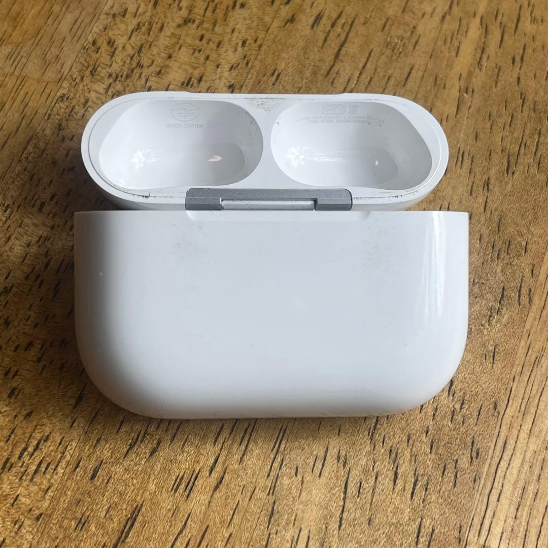 AirPods Pro 第3世代 A3122 エアーポッズ プロ ケース