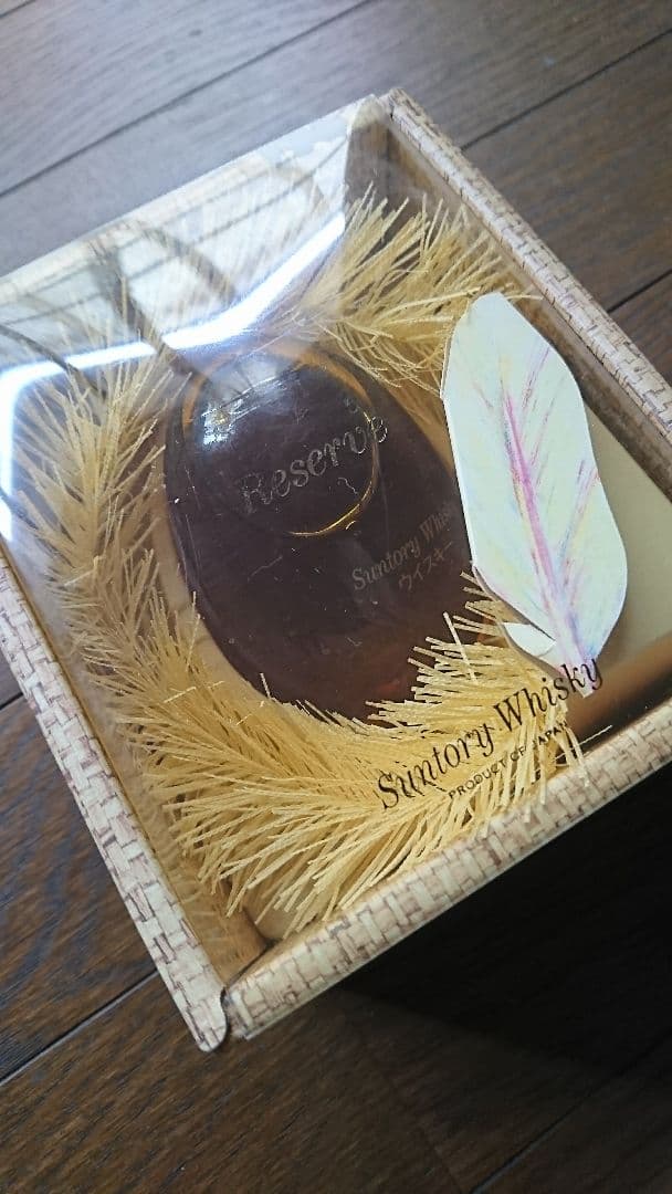 サントリーウイスキー リザーブ 〈タマゴ型ボトル〉　43度　100ml