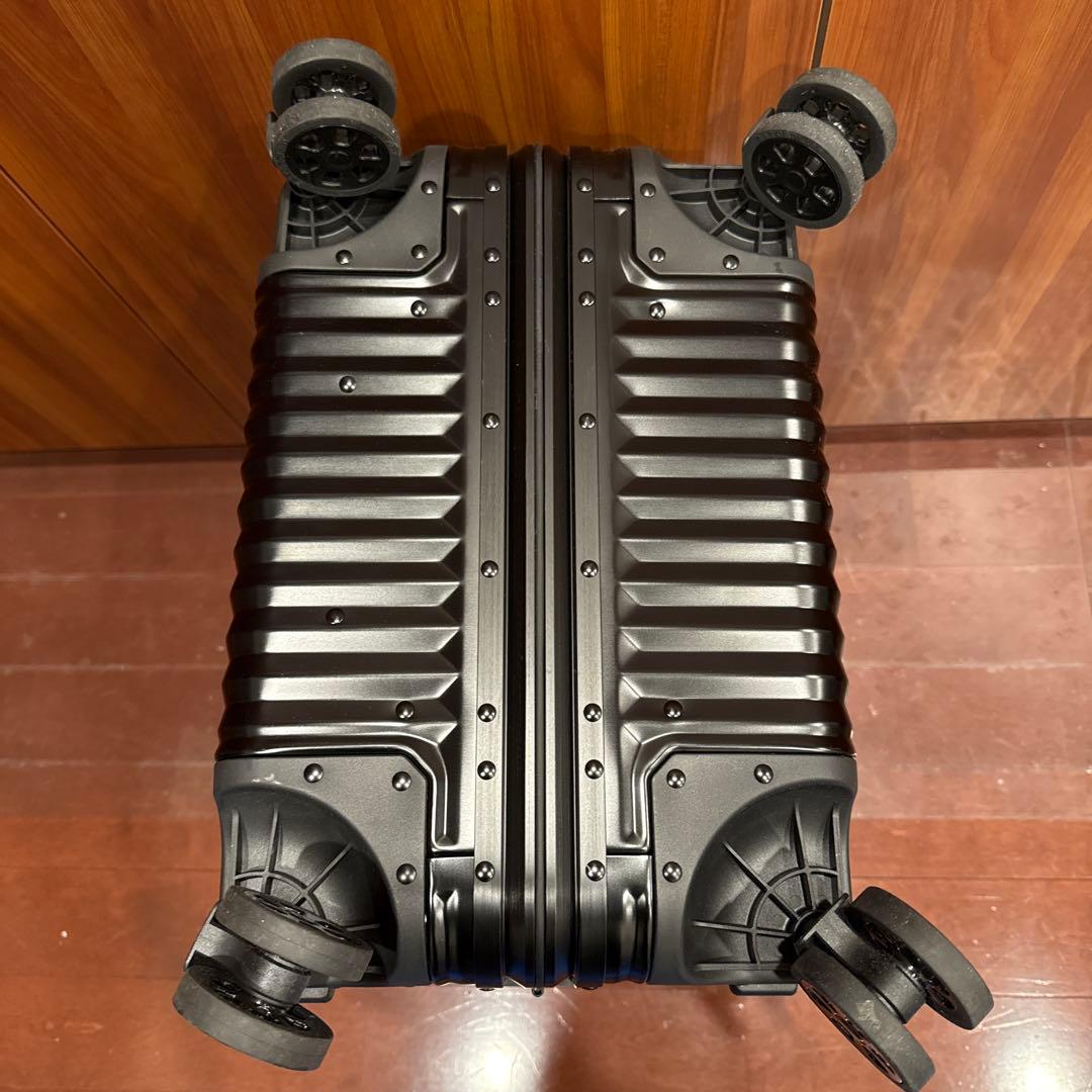 メルセデス・ベンツ AMG オリジナルスーツケース 64l