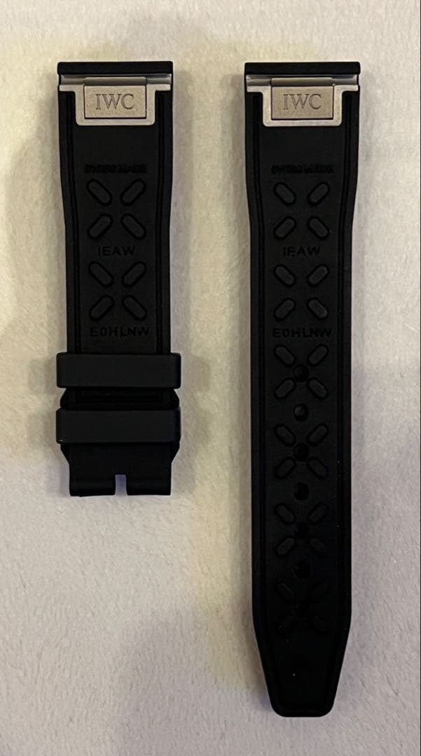 【未使用】IWCパイロットウォッチクロノグラフ 41㎜用純正ラバーベルトブラック