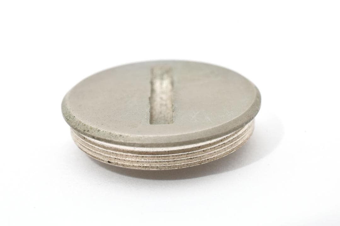 Contax T2用電池蓋　概ねキレイです。使用OKです。　②