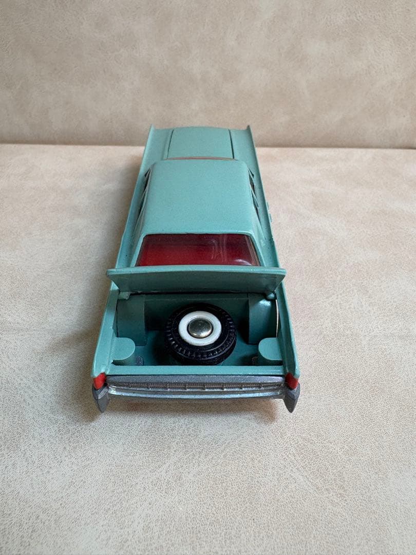 ヴィンテージミニカー　フォードリンカーン コンチネンタル テクノ・デンマーク