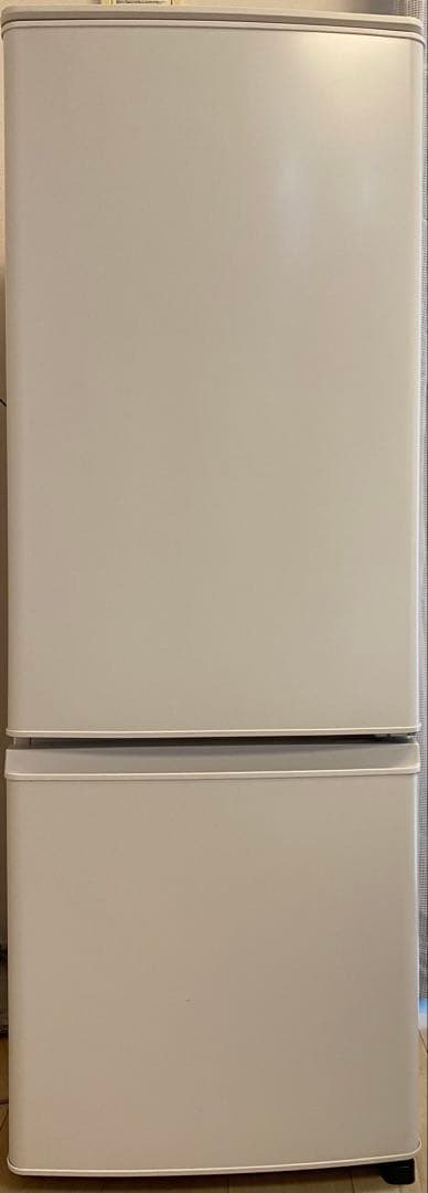 白色冷蔵庫キズあり