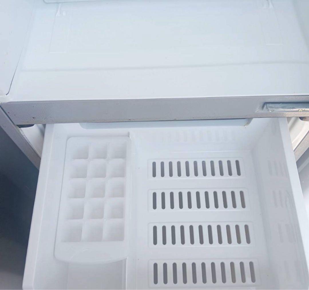 【値下げしました】AQUA シルバー 二ドア冷蔵庫