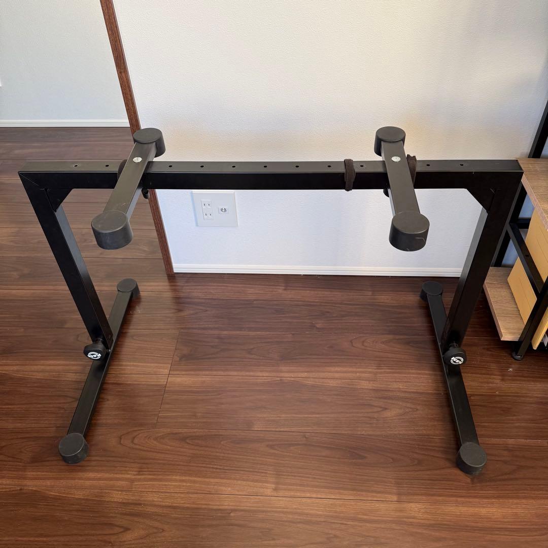 K&M 18810 Omega キーボードスタンド