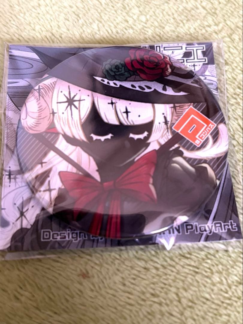 コンパス缶バッジ ペルリニエ