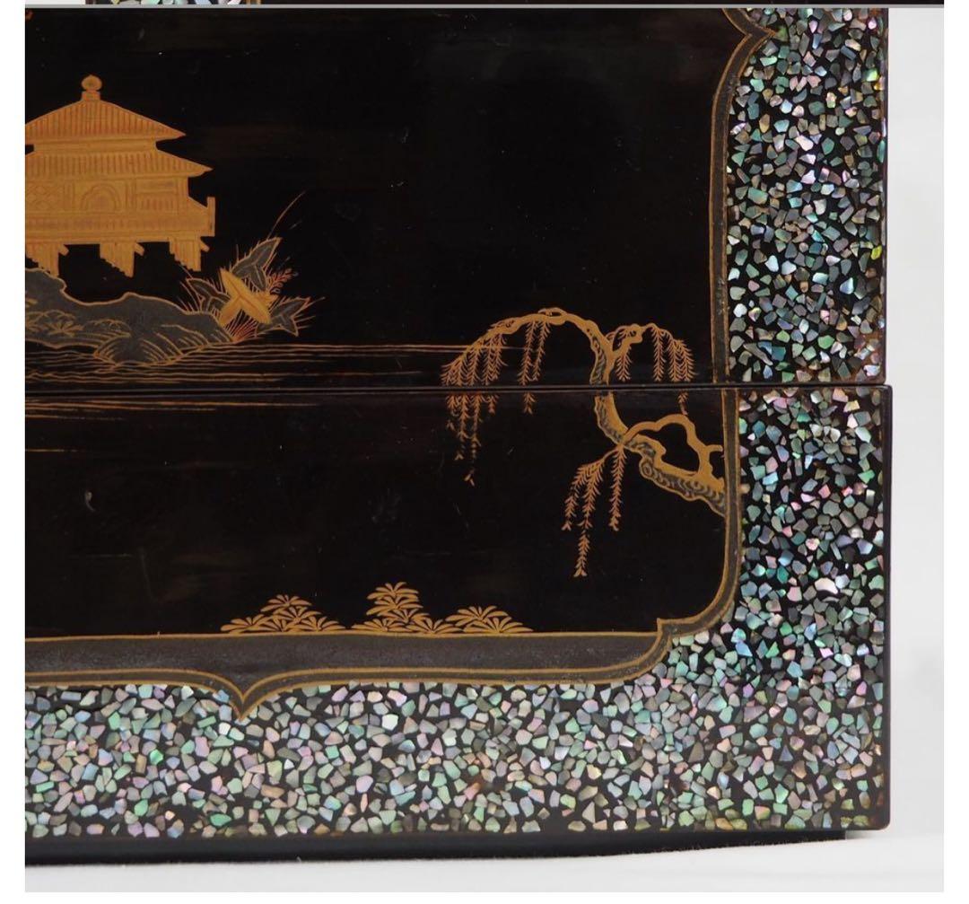 送料無料　旧家蔵出　江戸時代　螺鈿蒔絵山水楼閣文4重箱　合箱