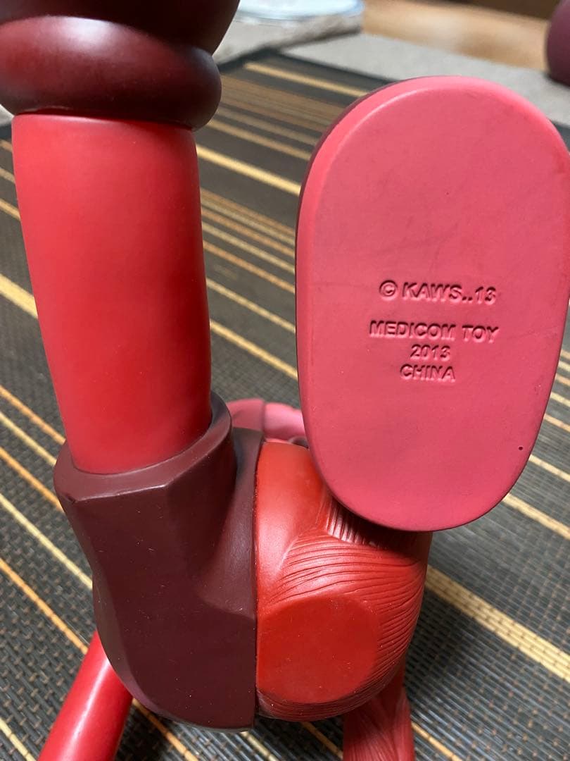 その他 KAWS Resting Place Vinyl Figure