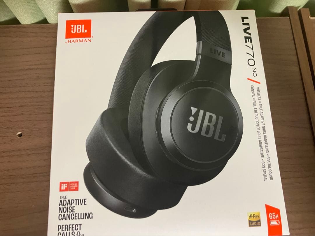 ヘッドホン JBL LIVE770 NC