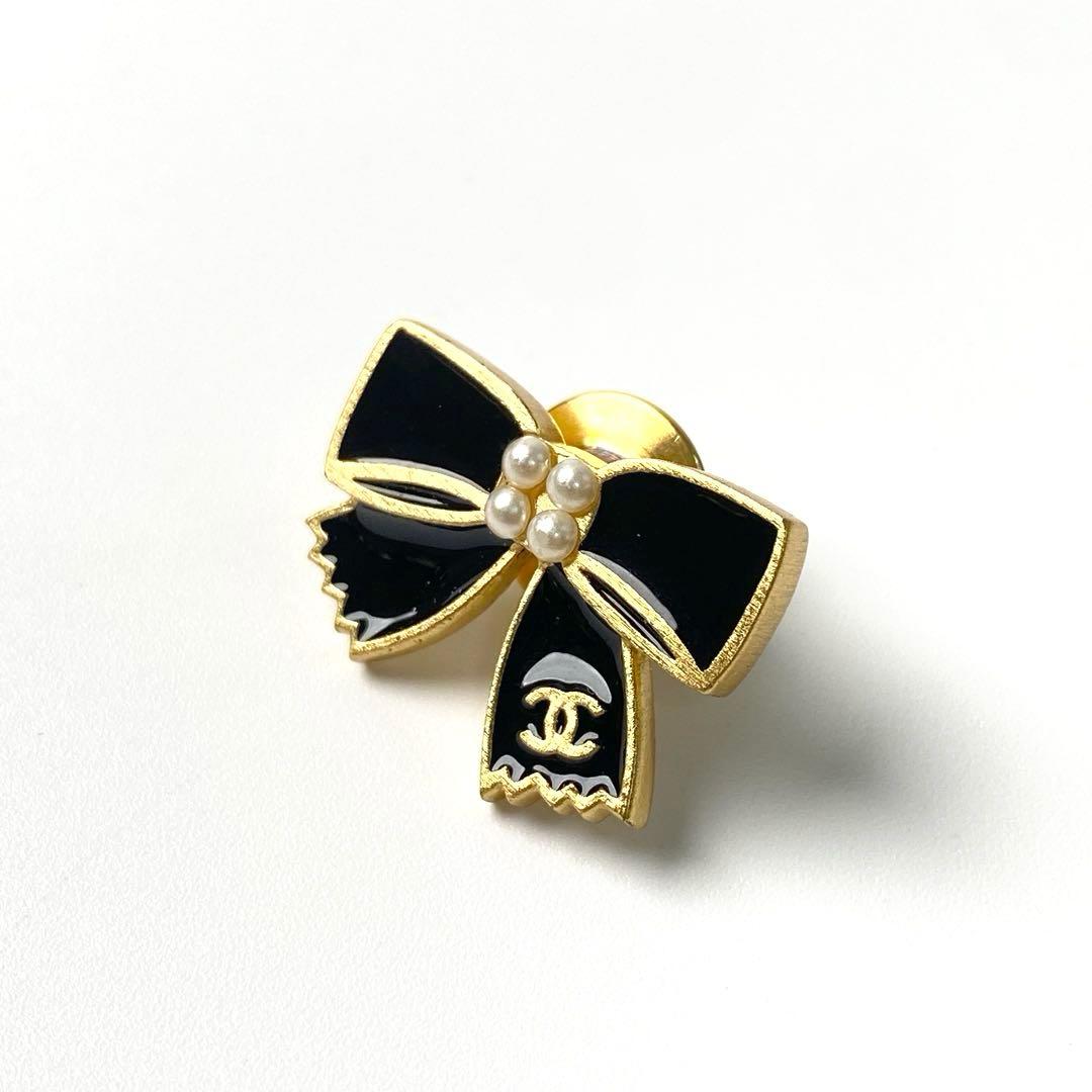 美品 シャネルCHANEL ブローチ リボン 02A.