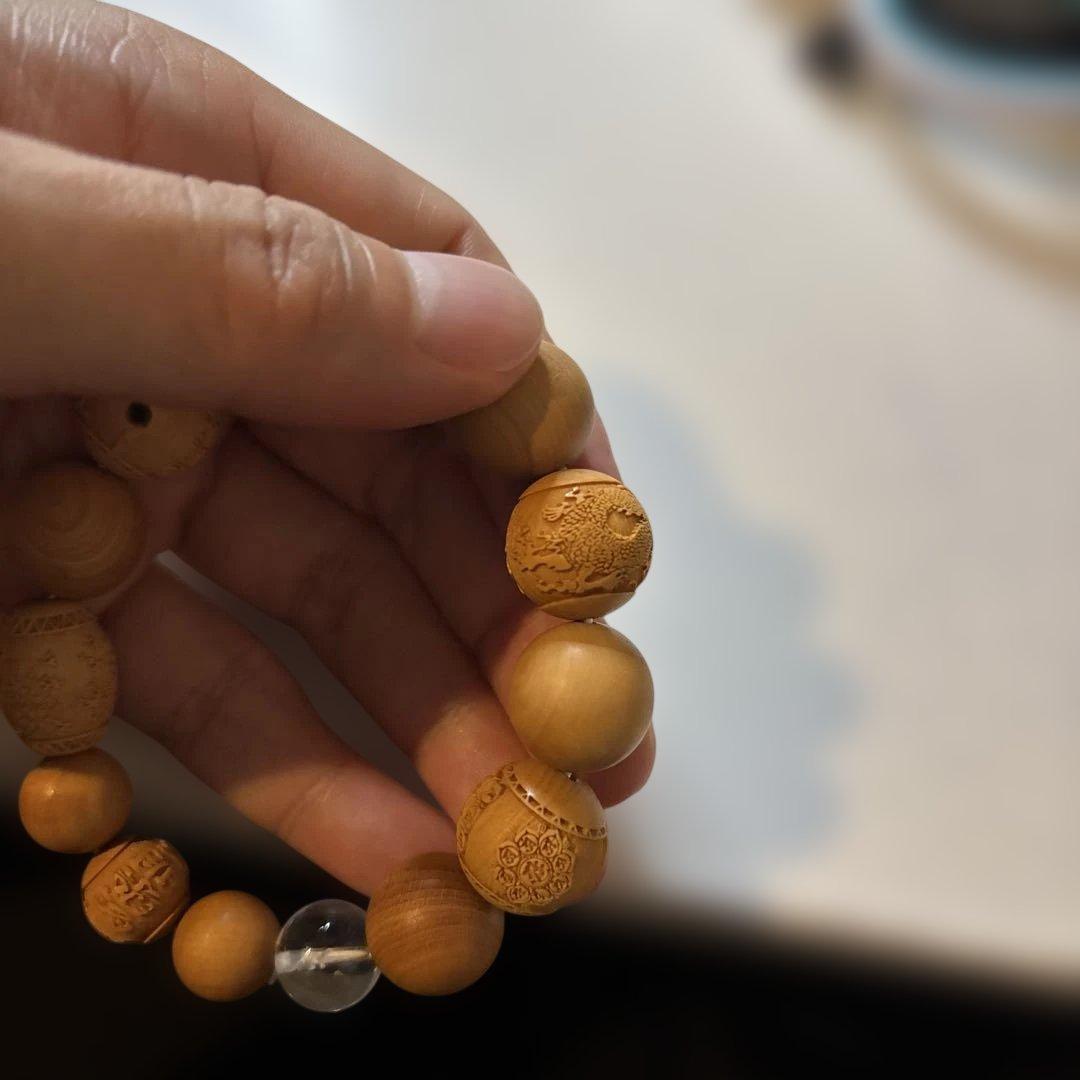 柘植と水晶！落ち着く！愛染明王様！空海様！龍神様！ズーンて感じ！