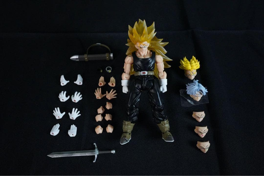 激レア 海外限定s.h.figuartsトランクス 超サイヤ人3 クリア.ver