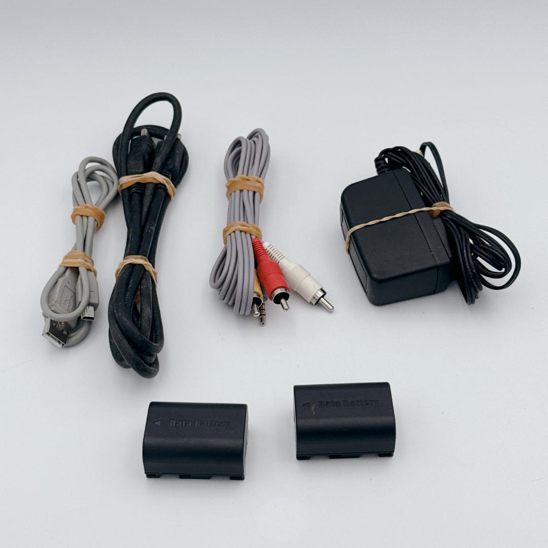 【良品】JVC Everio GZ-HM33-V フルHDデジタルビデオカメラ