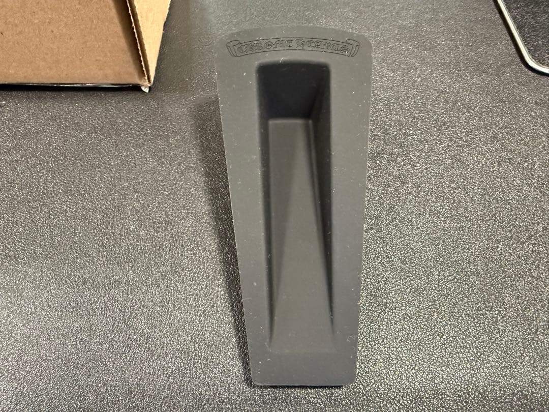 クロムハーツ　2024ノベルティ　ドアストッパー