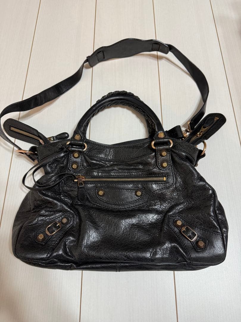 バレンシアガ　ジャイアント