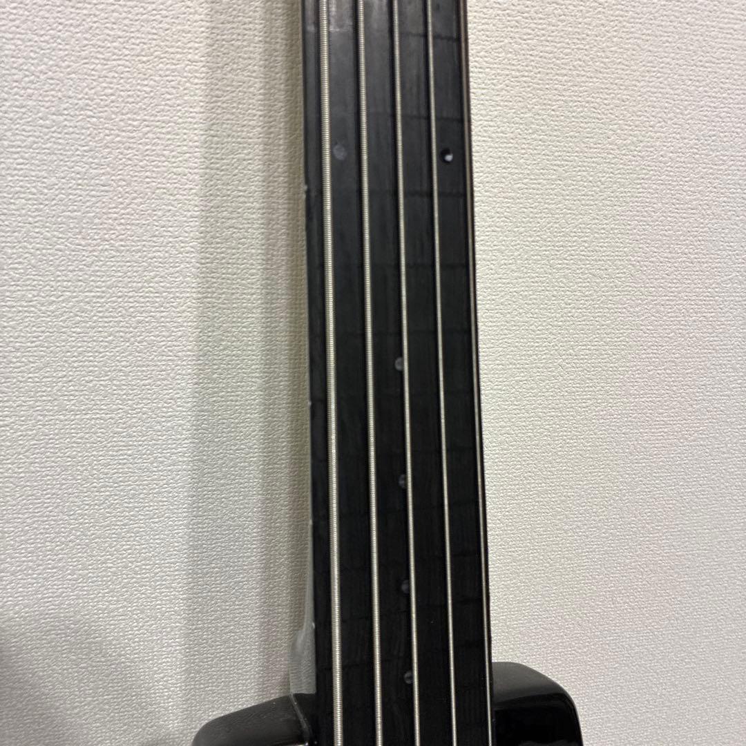 魔改造済み　五弦フレットレススタインバーガーベース