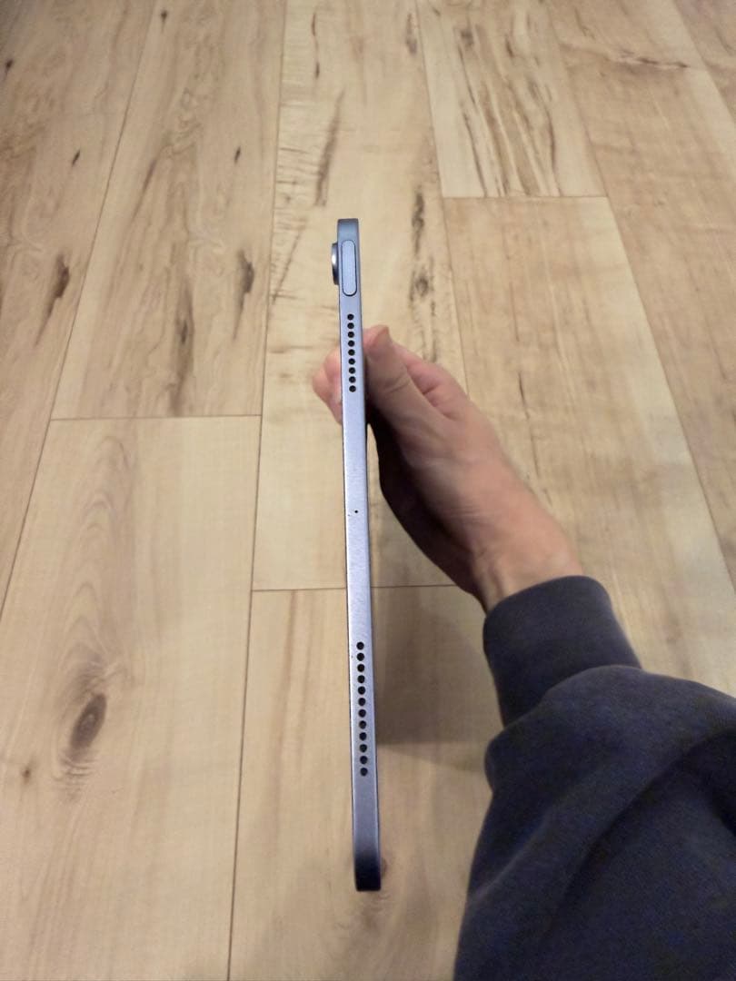 【美品】Apple iPad Air 第5世代本体　256GB