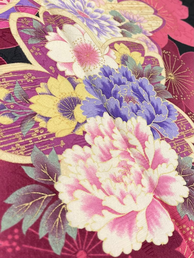 振袖 金彩 紋意匠 桜 牡丹 正絹 黒色 S155