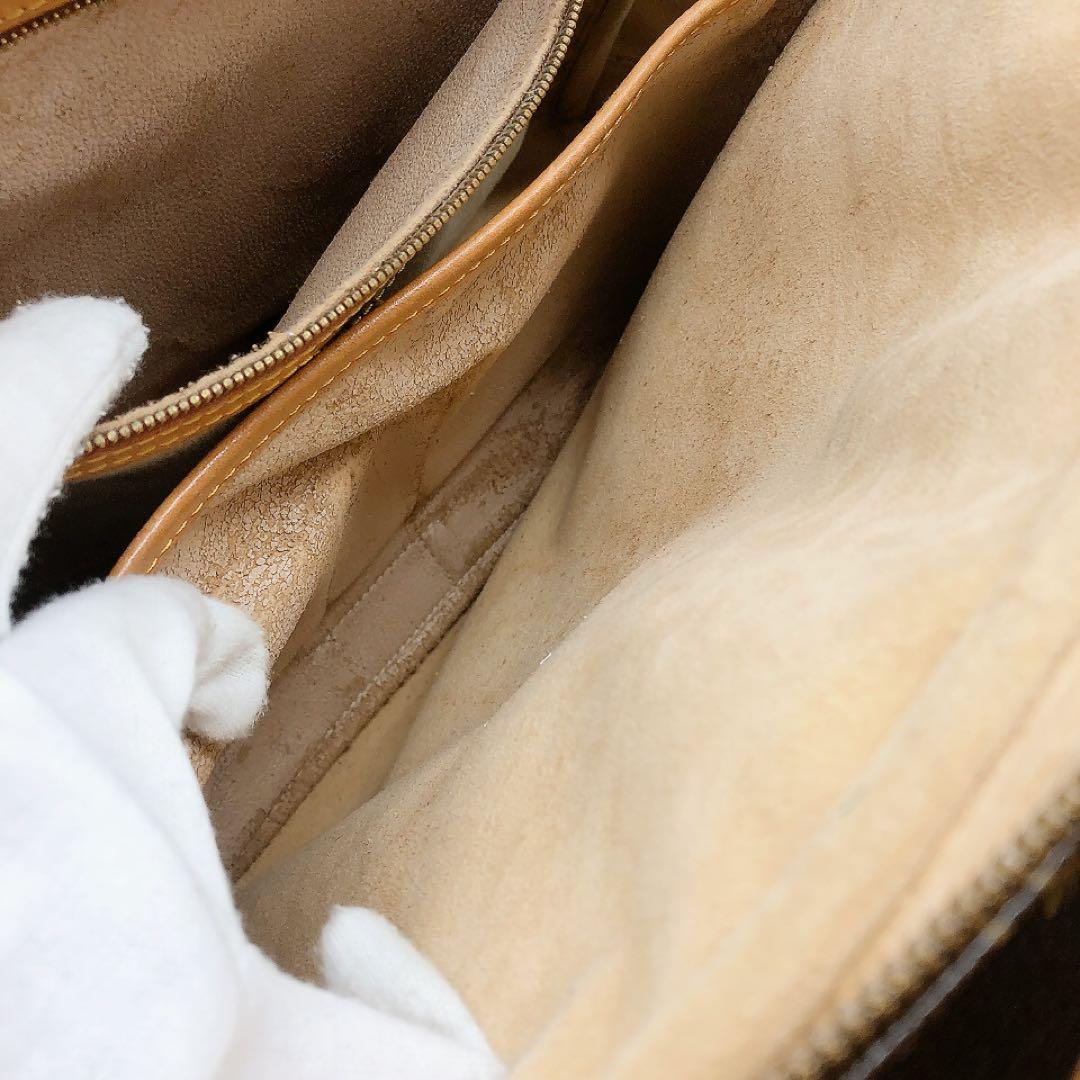 【LOUIS VUITTON】リヴォリ　ビジネスバッグ　モノグラム