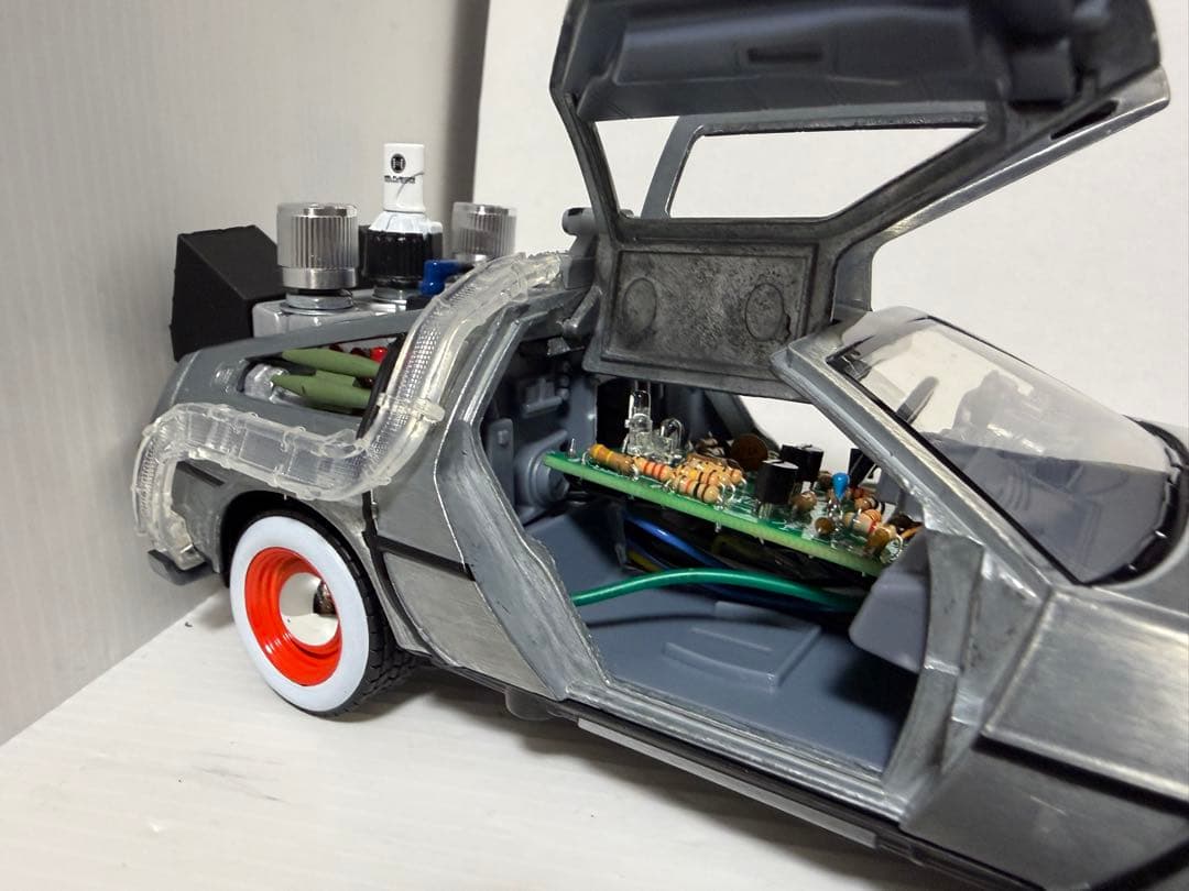 V8 FUZZ デロリアン　BTTF Ⅲ 爆音FUZZ