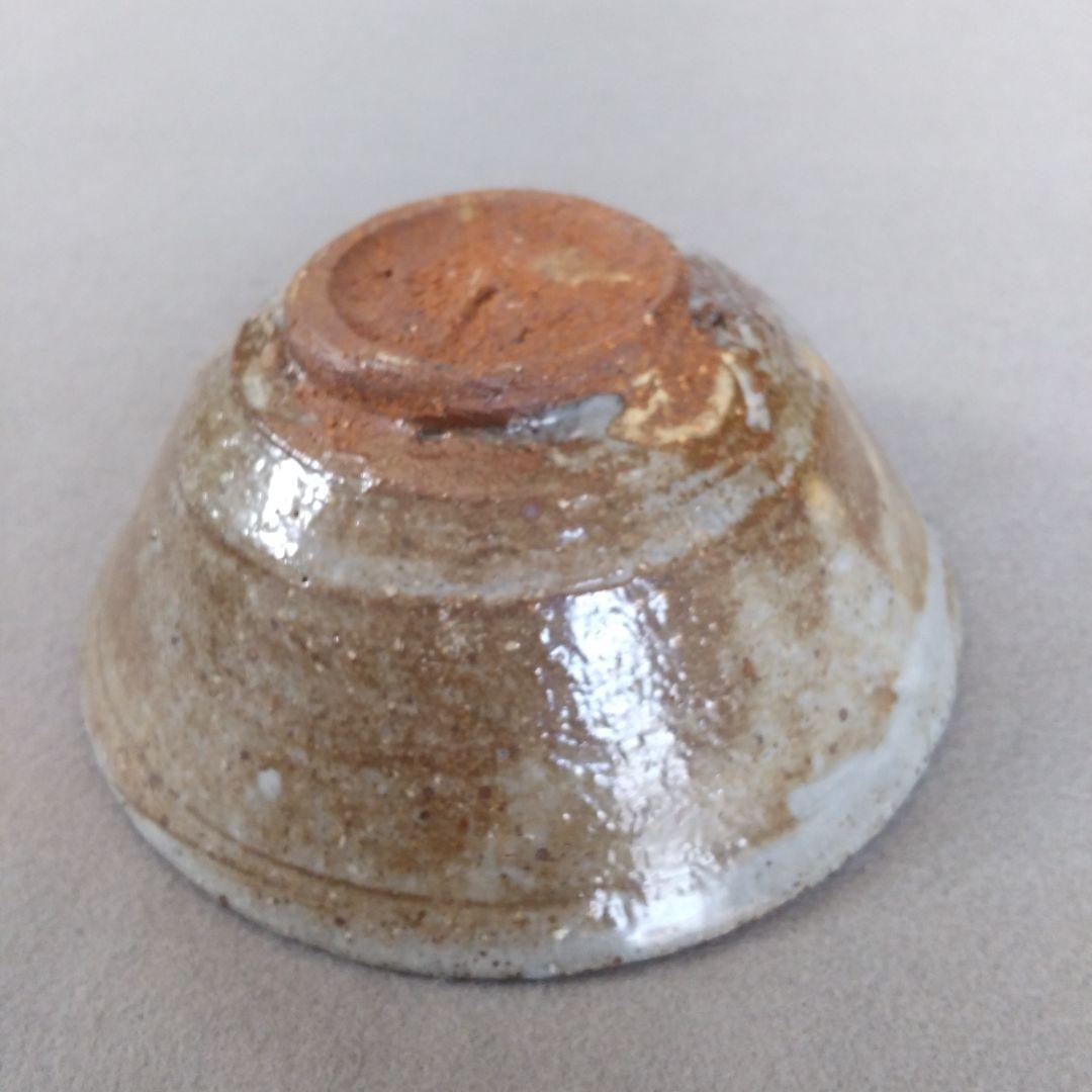 西岡小十　氏作　絵唐津茶碗　絵唐津△○□文茶碗　合わせ箱付　一客