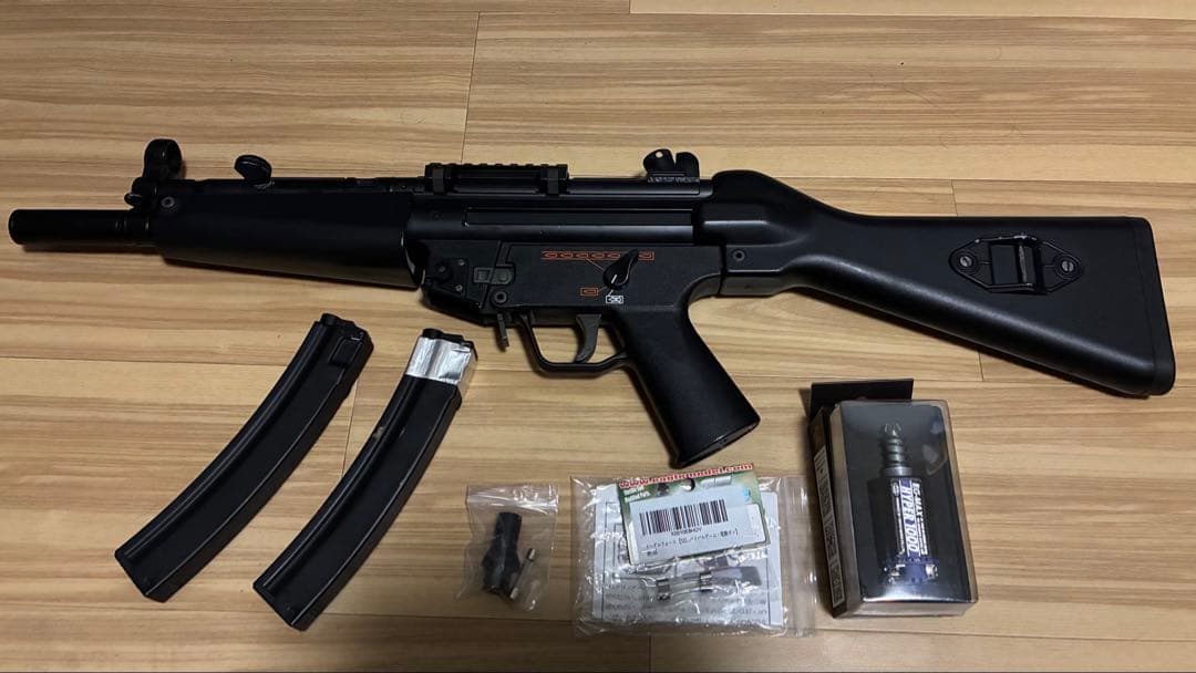 東京マルイ　スタンダード電動ガン　MP5A4 カスタム
