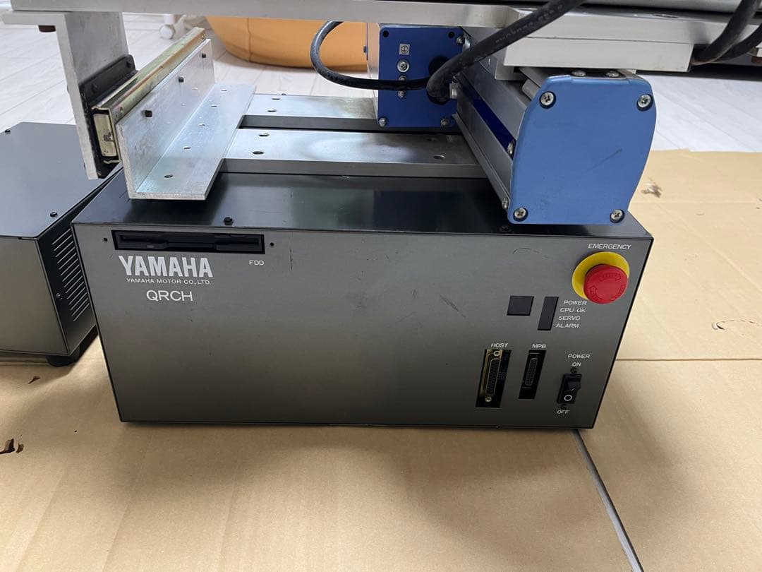 YAMAHA 2軸ロボット　コントローラー　電源　キーボード　一式