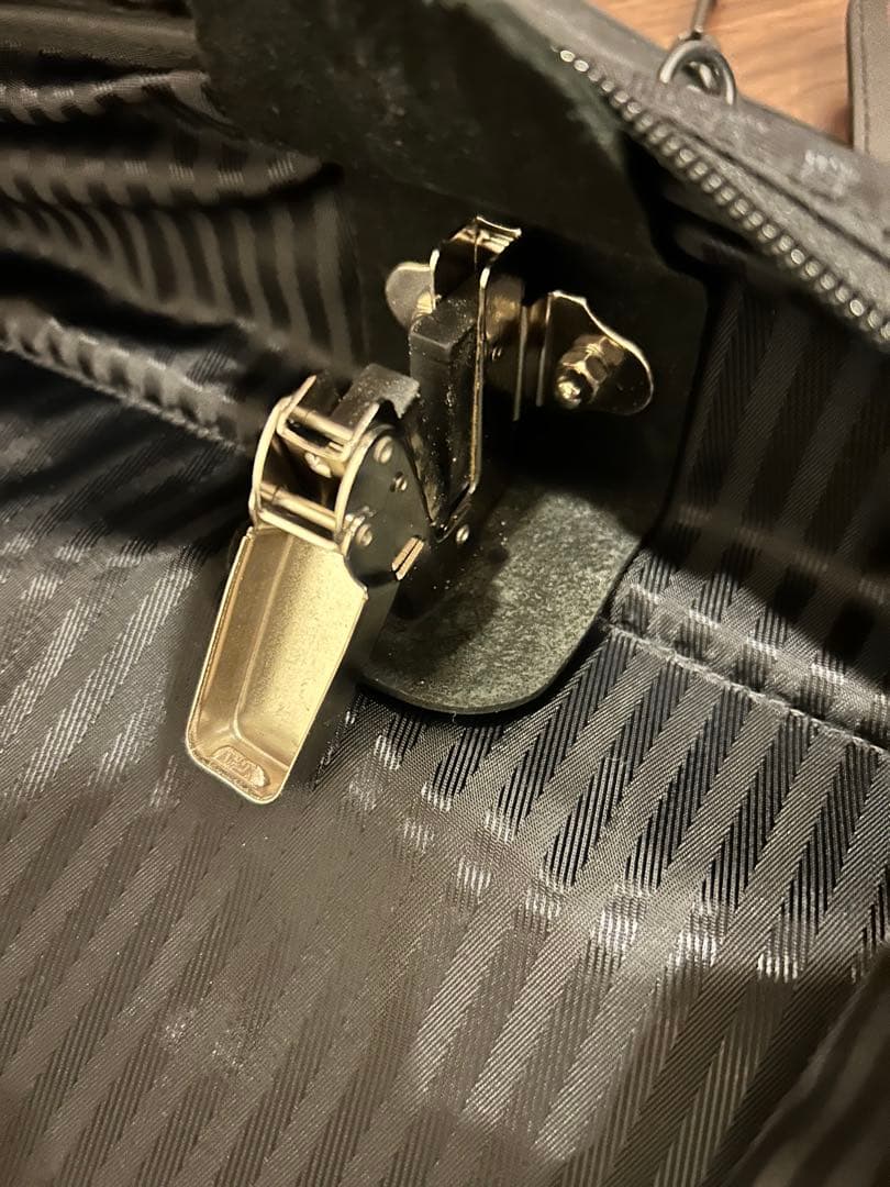 TUMI ガーメントバッグ 三つ折り