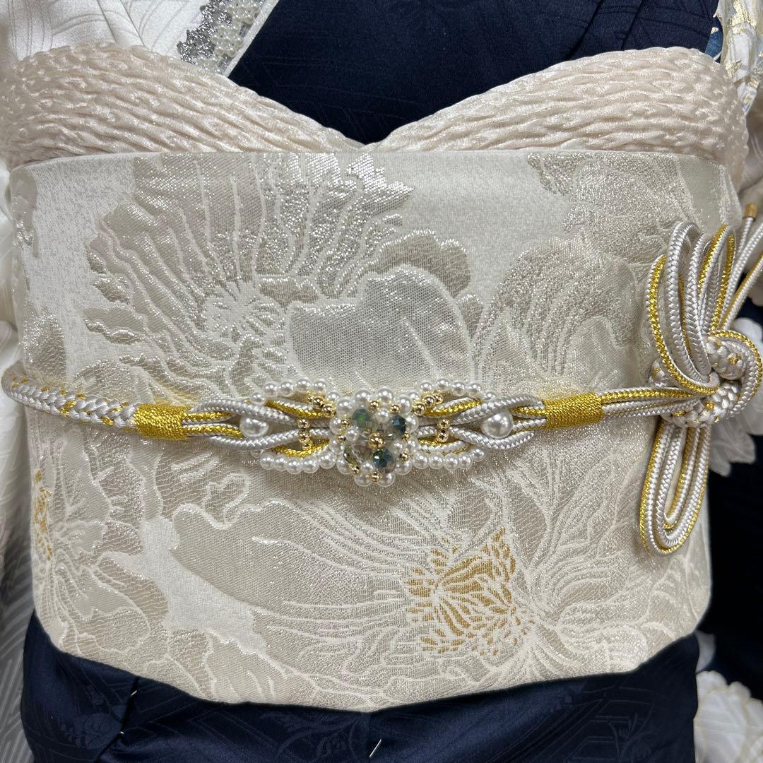 紺地と白の染め分けクールな牡丹の振袖フルセット