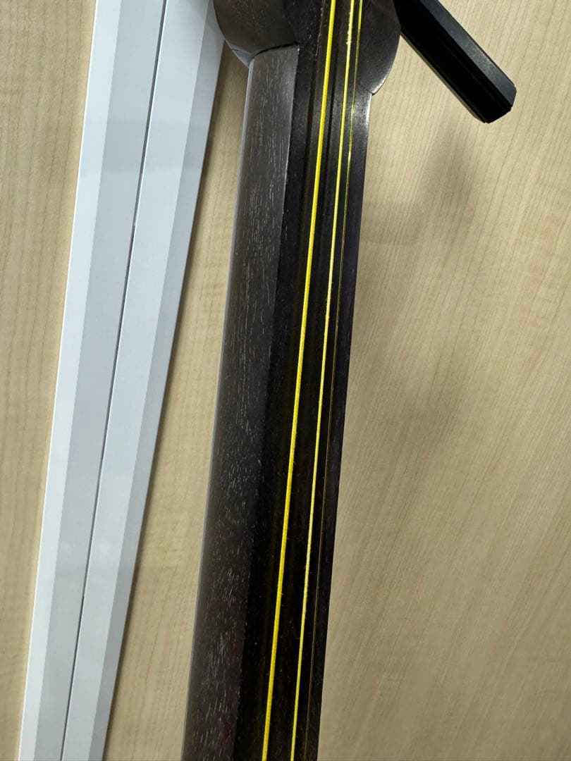 三味線 和楽器 弦楽器 紅木　紫檀　天然素材　ハードケース付き